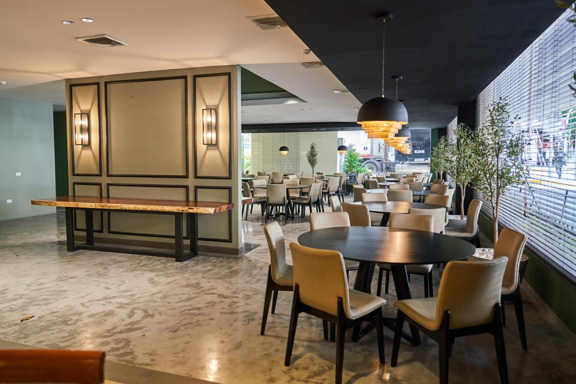 Waymore Hotel Spa & Casino Panama City Exteriör bild